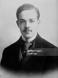 6.775 Manuel King Stock Photos, High-Res Pictures, and Images