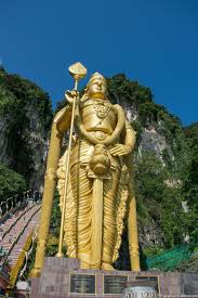 Batu caves bed and breakfast. Guide To Malaysia S Batu Caves Dress Code Entrance Fee Getting There Itsallbee Solo Travel Adventure Tips
