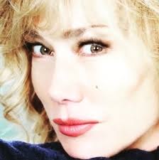Nancy brilli e le fiction. Chi E Nancy Brilli
