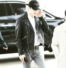 Female outfit of sehun airport outfit | this look is perfect for wearing at the airport like sehun did. Shining Sehun Day Saatnya Contek 10 Airport Style Member Exo Yang Satu Ini