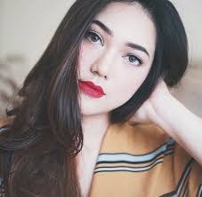 Cewek cantik seksi menambahkan 11 foto baru ke album: Cewek Hot Cewek Hot Updated Their Profile Picture