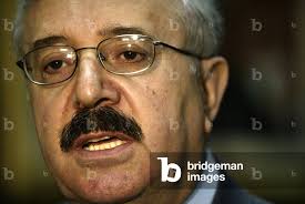 Image of Iraq's Foreign minister Naji Sabri talks to Reuters during an