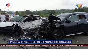 Drama ini merupakan adaptasi daripada novel hasil tulisan umie nadzimah. Buletin Tv3 Kemalangan Anggota Jpj Maut Kereta Bertembung Facebook