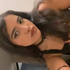 Rebeca Santacruz (@rebecastax)