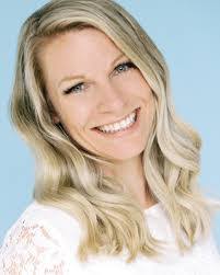 Laura Burlingame's Instagram, Twitter & Facebook