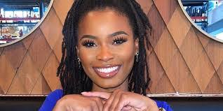 Courtney Randolph's Instagram, Twitter & Facebook