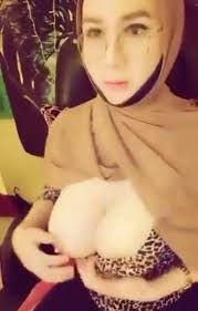 Janda Tetek Besar Melancap - Tropic Tube