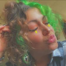 Lawanda Roach's Instagram, Twitter & Facebook