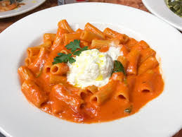 Rigatoni With Creamy Tomato Sauce Topped With Burrata Creamy Tomato Sauce Food Vodka Pasta