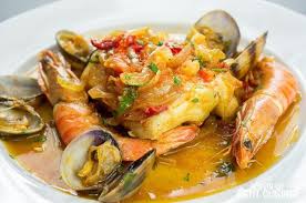 Comment Faire Une Cataplana De Morue Recette Facile Apprenez A Realiser Ce Plat Traditionnel Portugais La Cuisson En Cataplan Recettes De Cuisine Plat Morue