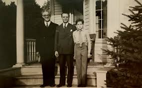 Armie hammer explains his thirsty comment on timothée chalamet's instagram. The Fall Of Armie Hammer A Family Saga Of Sex Money Drugs And Betrayal Vanity Fair