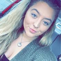 Laurie Helton's Instagram, Twitter & Facebook