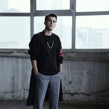 Sozler Serefsiz Oldu Icinde Patlar 2010 Norm Ender Karnaval Com