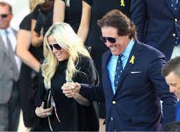 Phil and amy mickelson have been in each other's life since their time at arizona state university. Who Is Phil Mickelson Married To