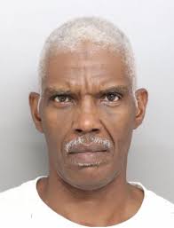 Police: Man threw two people off a balcony in Walnut Hills