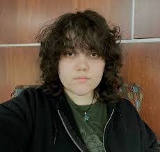 Lora Snyder's Instagram, Twitter & Facebook