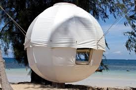Hanging beds have fired up quite a trend in the recent interior décor market, and it's not surprising at all! Cocoon Tree A Luxury Tree House Tent Hanging Bed Combination Interior Design Ideas Ofdesign
