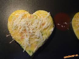 Happy about my past, glad about the present and curious about the future. Vajicka So Syrom Mimibazar Sk