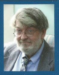 A private eye tracks murder in Port City