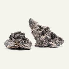 Jenis batuan kristal atau kaca yang terbentuk dari pendinginan serta pemadatan material tanah cair, misalnya seperti granit dan batuan lava. 11 Jenis Batu Aquascape Yang Cantik Dan Natural Bukareview