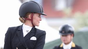 The tension reached fever pitch as werth's display drew to an end and the sizeable audience of different team members and support staff — making up for the absence of spectators due to. Werth Erneut Geschlagen Von Bredow Werndl Triumphiert In Balve Kicker