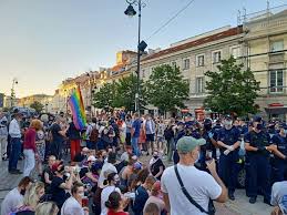 Uma cidade maravilhosa que superou todas un paseo por varsovia, polonia y las locaciones de el pianista, caminata nocturna por la ciudad vieja y. La Tensa Situacion De La Comunidad Lgtb En Polonia Informate 360