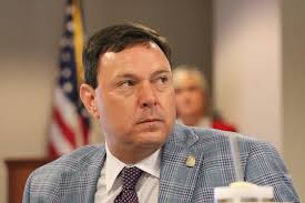 Judges, lawmakers join forces to overhaul Alabama's 'inefficient' court fee  system