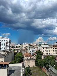 Domingo (1/02) termina com previsão de chuva e raios | Confira os próximos dias