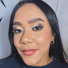 Mabel Ortiz's Instagram, Twitter & Facebook