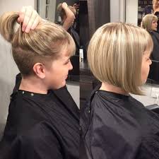 Peek A Boo Rad Undercut Bob Highlights By Chelsea Frisuren Kurzhaarschnitte Haarschnitt