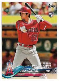 On a nice shiny card stock, the 2018 topps finest autograph rookie card features ohtani swinging a bat in his definitive stance. 2018 Topps Update Series Shohei Ohtani Rookie Debut Rc Us285 On Kronozio