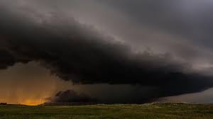 Anm este pregătită să emită coduri roşii de precipitaţii severe în momentul în care ciclonul din marea neagră va lovi țara noastră. Un Ciclon Format In Marea NeagrÄƒ Va Lovi Romania In Cateva Zile Avertismentul Meteorologilor Observatornews Ro