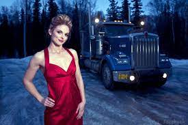 Lisa kelly is an american trucker who has been featured on the history channel reality television series ice road truckers and its spinoff s. Ice Road Truckers Lisa Kelly Photos