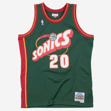 Mac girls win 14th game; Basketball Clothing Shinzo Paris Basketball Equipment Sneakers Jerseys Shinzo Paris
