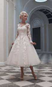 Kisa Boylular Icin Gelinlik Secimi Nasil Olmalidir Tesettur Giyim Short Lace Wedding Dress Tea Length Long Sleeve Wedding Dress Tea Length Wedding Dress