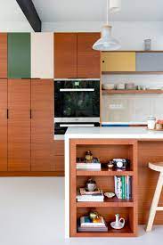 Mid Century Perfection In Pacific Palisades Modern Kitchen Design Kitchen Cabinet Trends Mid Century Modern Kitchen