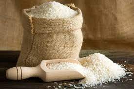 Ein benutzer hilft uns, den reichtum der mit reiskörnern zu illustrieren, mit jedem korn 100 anzuzeigen.000 usd. So Gross Ist Das Vermogen Von Jeff Bezos In Reiskornern Amazon Watchblog De