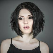 Lynette Daly's Instagram, Twitter & Facebook