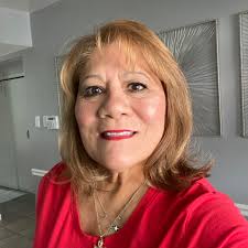 THEY GROW UP SO FAST! Sunny took flight yesterday as Gizmo watched