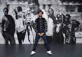 Has evolved into one of the most respected actors in hollywood. Jr Is Teaching A Free Art Class In Paris Next Year To Train Artists In The Practical Side Of The Business