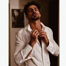 She does not expect that on a trip to sicily trying to save her relationship, massimo will kidnap her and give her 365 days to fall in love with him. Watch 365 Dni Days 2020 Full Movie Online Engsub 365dni Engsub Twitter