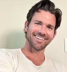 Hey everyone, Just wanted to send a quick but heartfelt thank you to all my  amazing fans. Your love, support, and encouragement mean the world to me.  Whether you've been with me