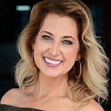 Shannon Mackey's Instagram, Twitter & Facebook