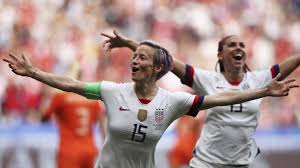 Social justice warrior and us women's national team soccer star megan rapinoe has been dubbed a 'hypocrite' after an old tweet emerged from 2011 in which she appears to mock a fellow professional and asians. Rapinoe Und Lavelle Schiessen Die Usa Zum Wm Titel Sport Sz De