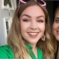 Alex Foy's Instagram, Twitter & Facebook