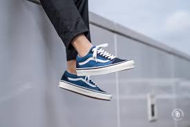 Find the latest styles of vans old skool sneakers for men and women, in a range of colors and fabrics. Vans Old Skool 36 Dx Anaheim Factory Og Navy Vn0a38g2su01
