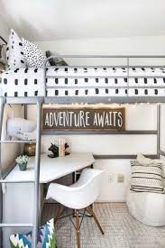 These are the best of small bedroom decorating ideas on a budget for your first house to make it look more beautiful and feel like a great for living. Small Bedroom Decorating Ideas Budget Create Space Freshsdg