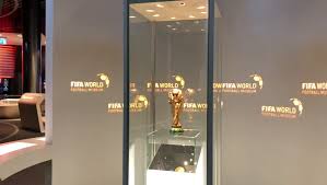 Erstelle einen suchauftrag und lasse dich benachrichtigen, wenn neue. Wm Pokal Weltmeister Muss Pokal Nach Siegerbild Abgeben