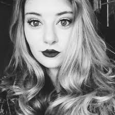 Victoria Loy's Instagram, Twitter & Facebook