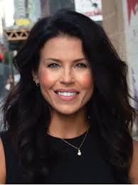 Amanda Horan's Instagram, Twitter & Facebook